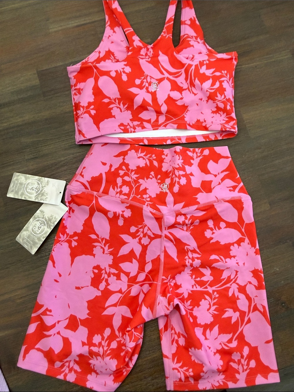 Sage Collective Pink & Red Floral  Set sport bra & High-Waist Shorts - Picture 4 of 4